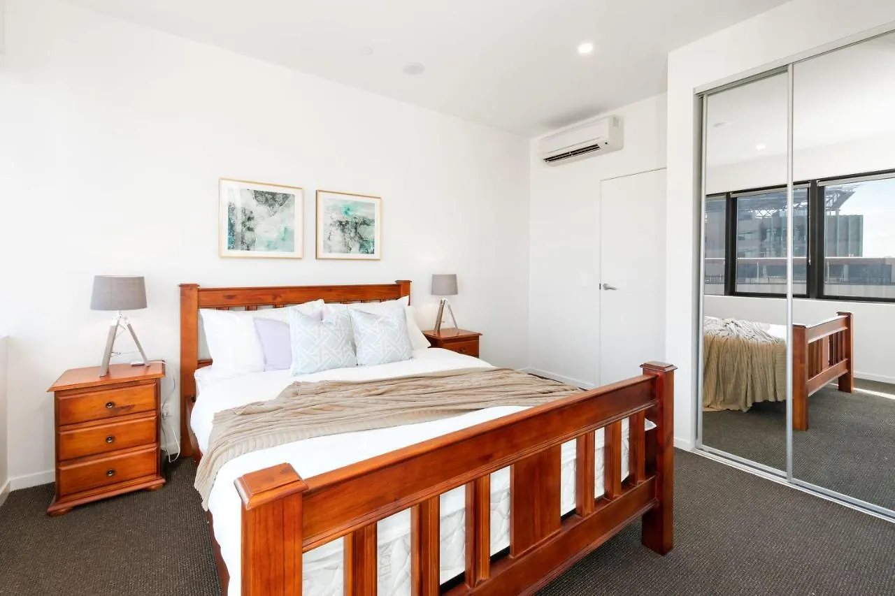 Prime Location Compact 1Bd Apartment At Southbank Brisbane