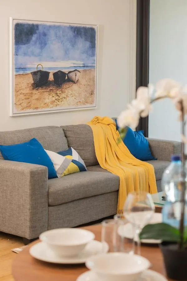 Prime Location Compact 1Bd Apartment At Southbank Brisbane